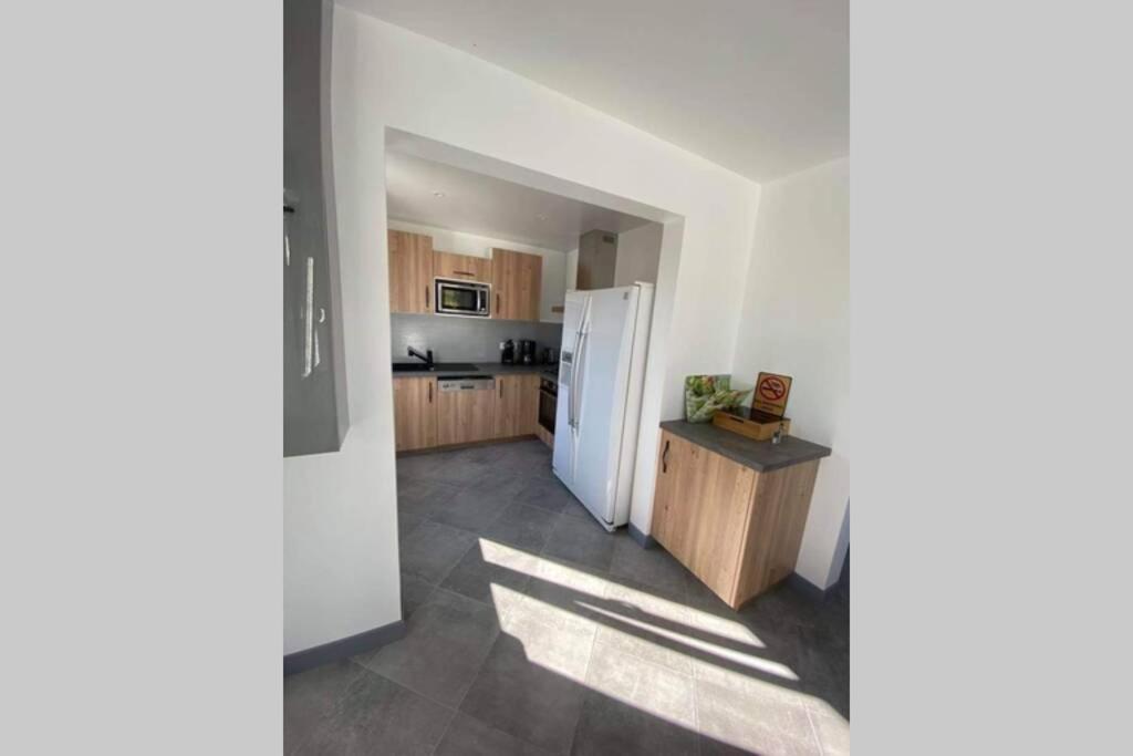 Maison De 2 A 8 Personnes 5 Chambres Portbail Exterior photo
