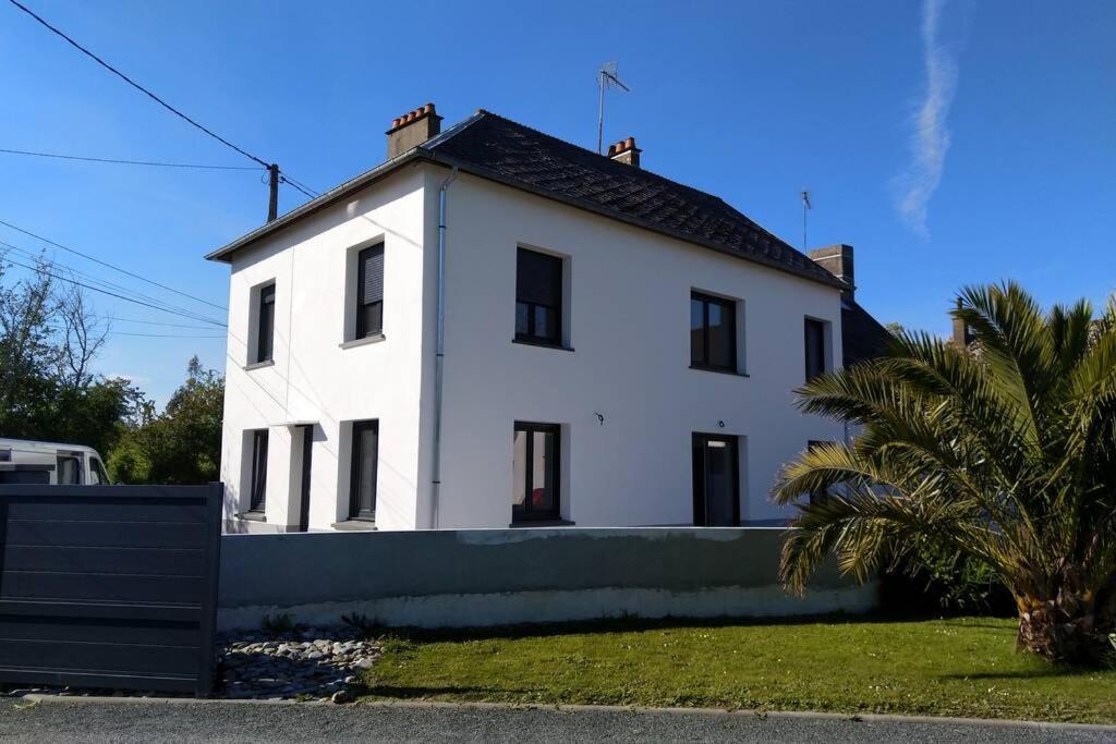 Maison De 2 A 8 Personnes 5 Chambres Portbail Exterior photo